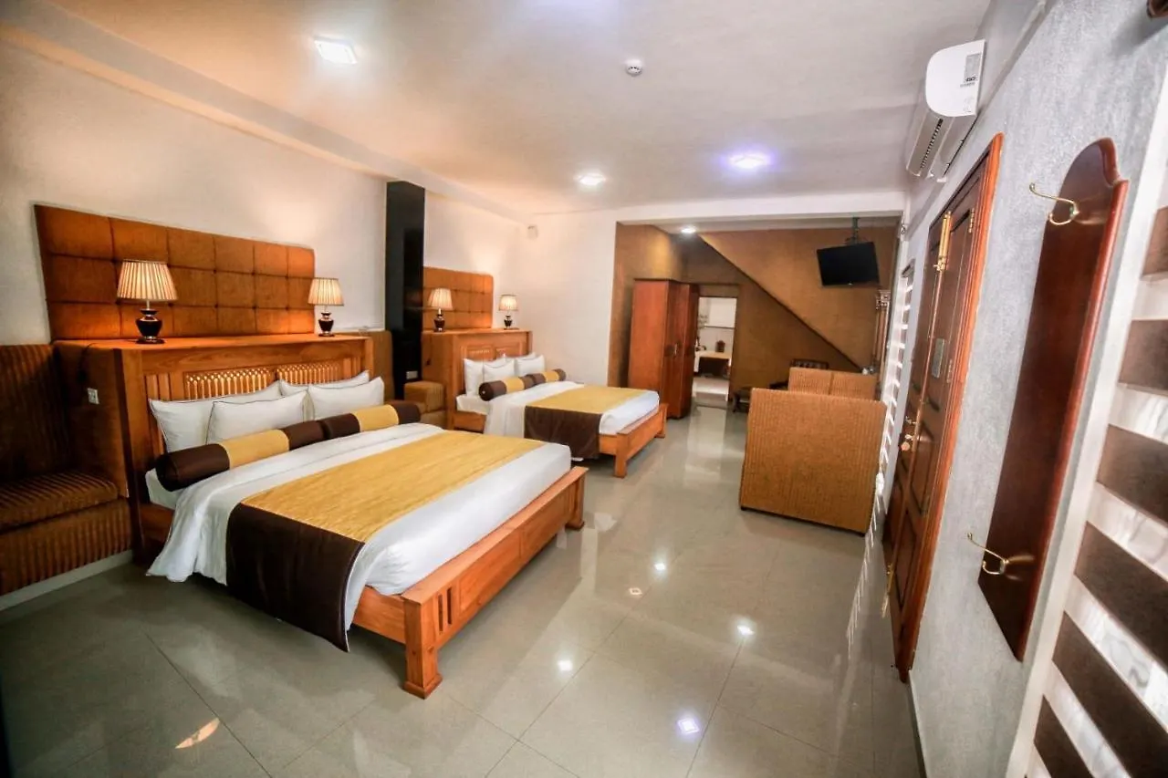 קנדי Eagle Regency Hotel
